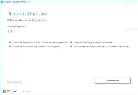Průběh instalace Windows 10 Anniversary Update
