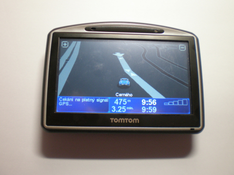 TomTom Go 630: GPS navigace pod stromeček