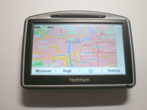TomTom Go 630: GPS navigace pod stromeček