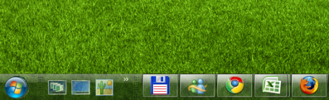 Panel Windows Vista po úpravě s&nbsp;ViGlance a se zvětšenými ikonkami
