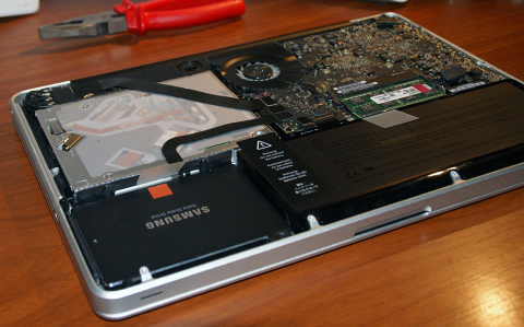 Macbook Pro po upgrade na SSD a 16 GB RAM