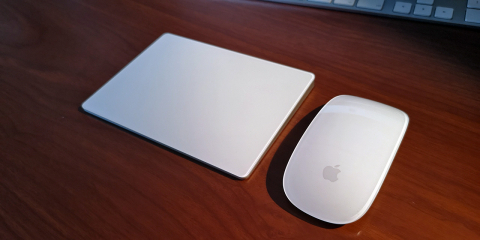 Apple Magic Trackpad 2 a Magic Mouse 2