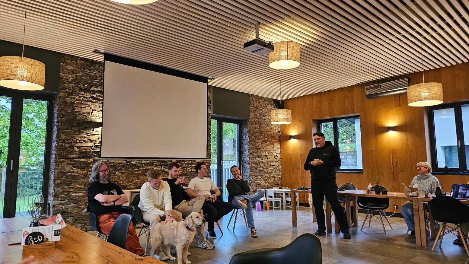 Závěrečná panelová diskuze na SEOloger 2026